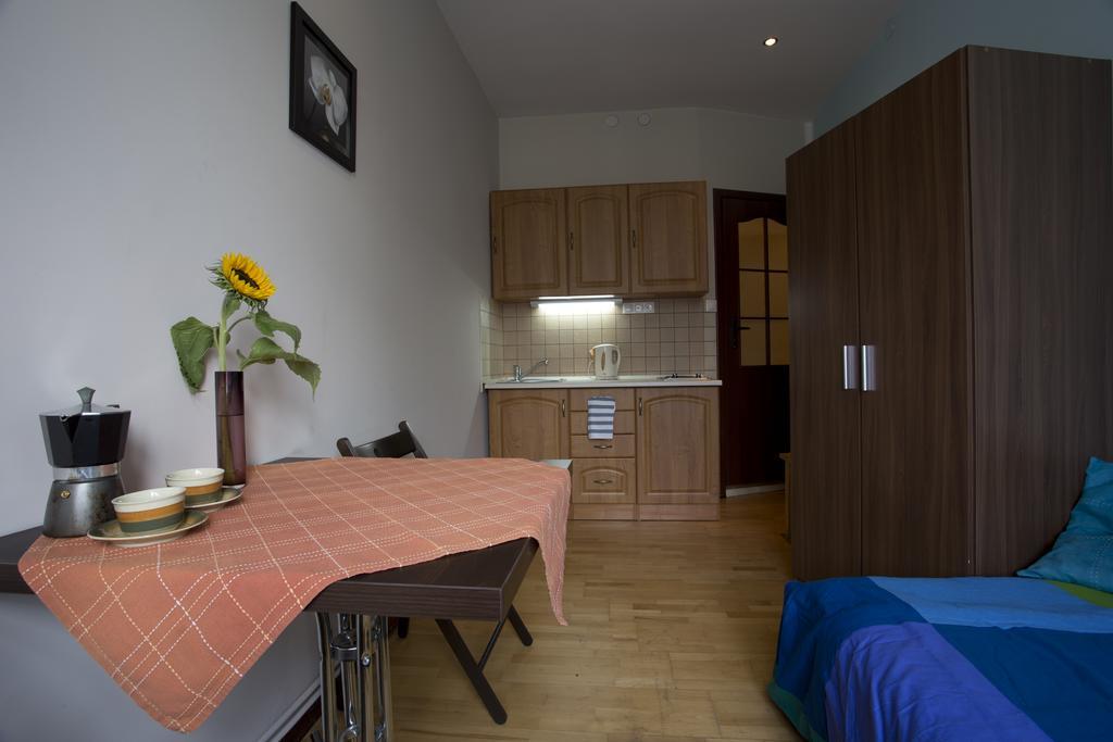 Апартаменты Krakow Townhouse Экстерьер фото