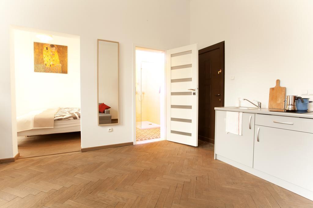 Апартаменты Krakow Townhouse Экстерьер фото